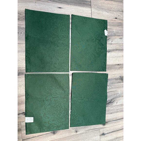 Jaclyn Smith Traditions 4-Piece Green Damask Placemats 60% Cotton 40% Polyester - Picture 6 of 7